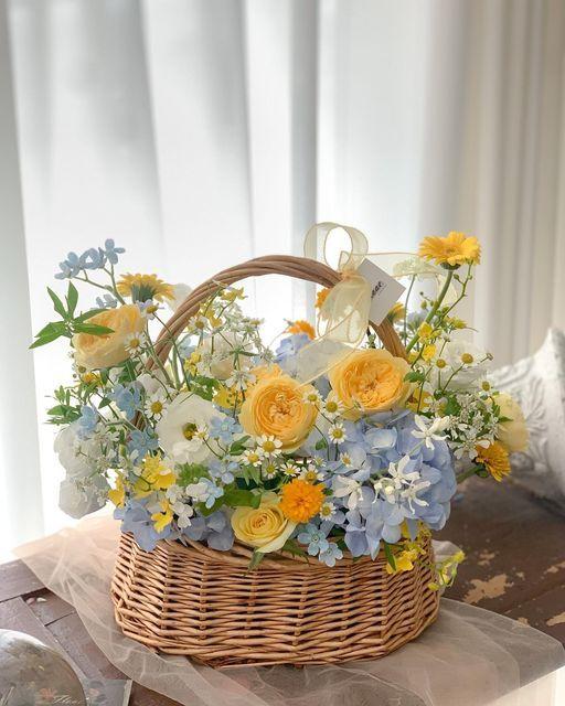 Velvet Sunset Embrace Flower Collection